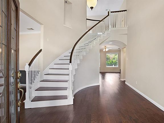 3rd image of 13526 Greenwood Manor Dr