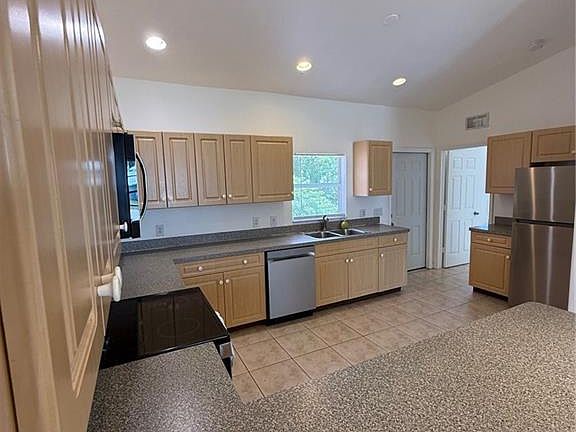 5th image of 9088 Frank RD