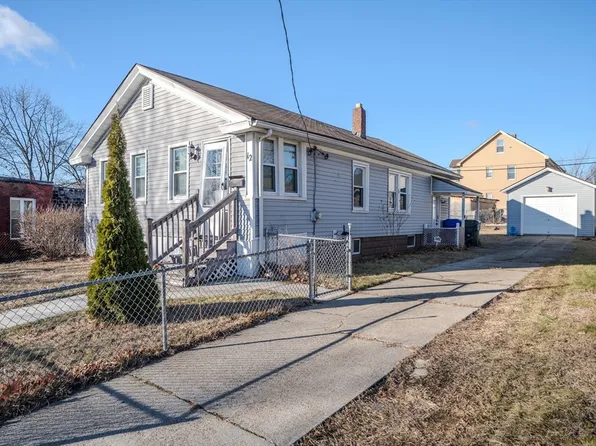 12 Conklin St, Springfield, MA 01109