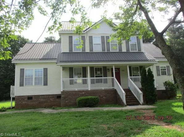 3926 Blake Rd, Boonville, NC 27011