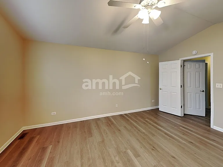 1844 Courtwright Dr — Photo 12