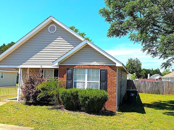 210 Strawbridge Ln