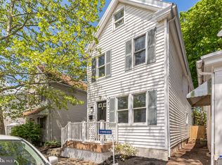 19 Chestnut St, Pottstown, PA 19464