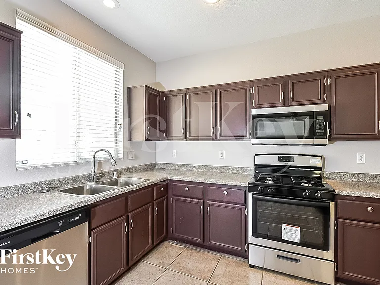 4730 Cliff Palace Ct — Photo 5
