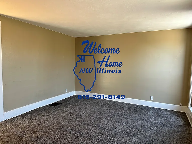 1336 S Carroll Ave — Photo 7