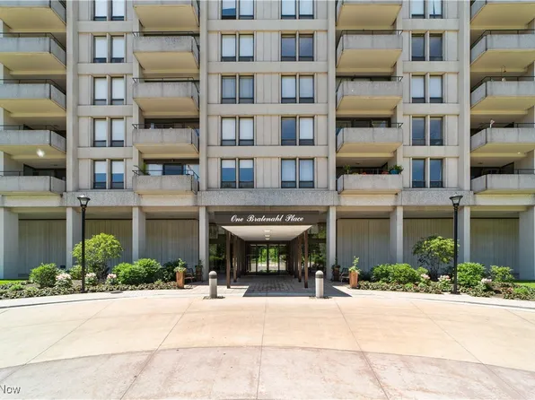 1 Bratenahl Pl APT 605, Cleveland, OH 44108