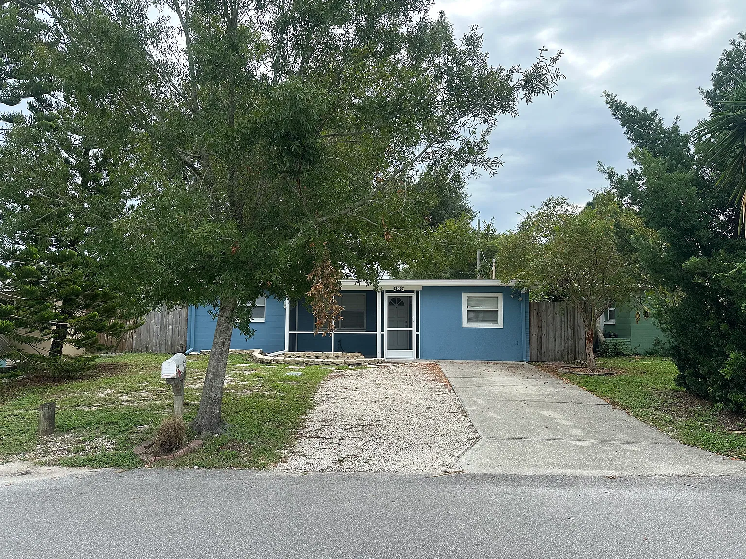 105th Ln, Largo — Photo 2