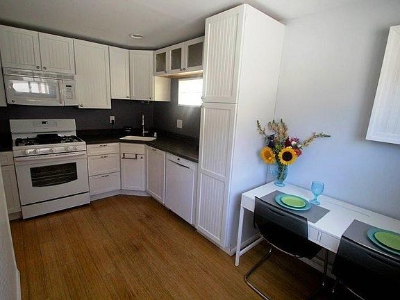 2nd image of 4836 N Navajo Ave