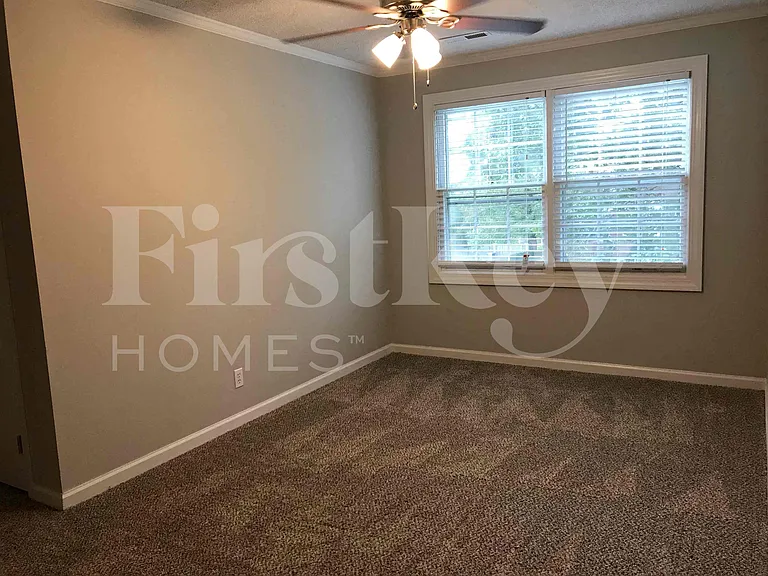 1622 Keeneland Dr — Photo 14