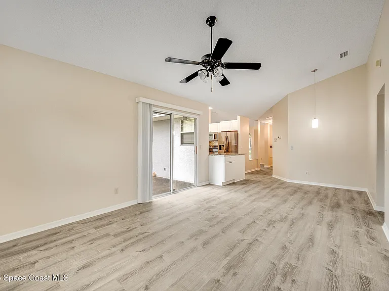 2540 Wild Wood Dr — Photo 20