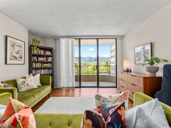 311 Ohua Ave APT 402, Honolulu, HI 96815