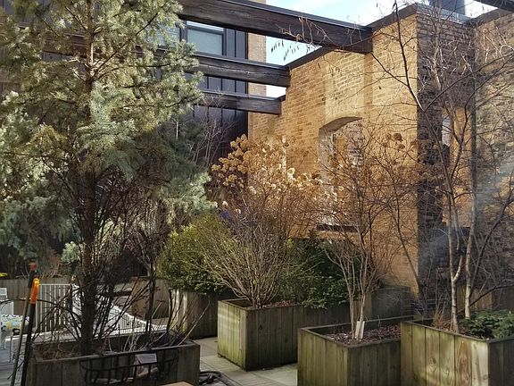 5th image of 2303 S Michigan Ave APT 213