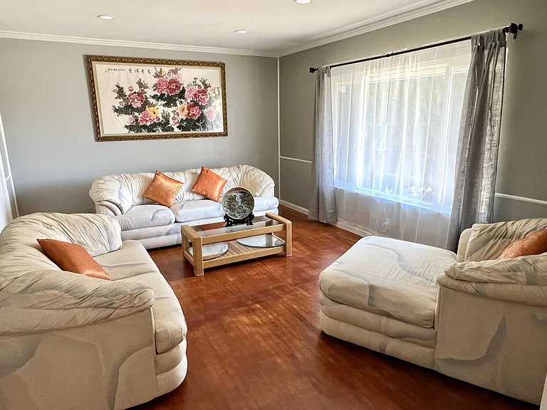 3553 Laurant Way — Photo 11