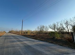 AB 1244 LANE T Los Alamos, Cotulla, TX 78014