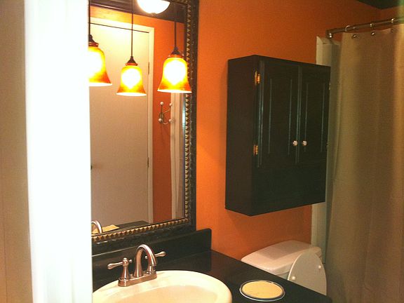 2nd bathroom