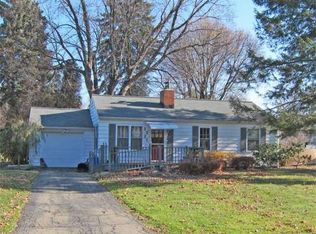 1227 Hartt Rd, Erie, PA 16505