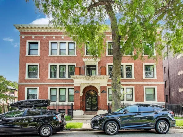 3735 S Lake Park Ave #G, Chicago, IL 60653