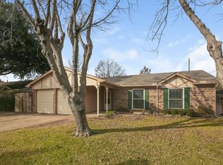 8241 Saint Patrick St, North Richland Hills, TX 76180
