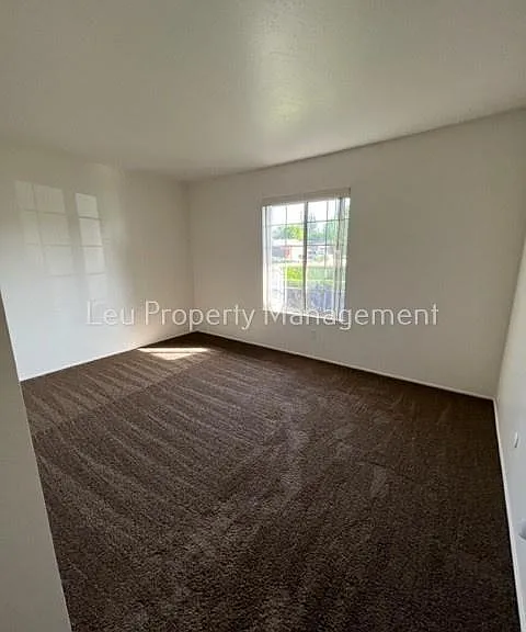 5720 Brett Dr — Photo 10