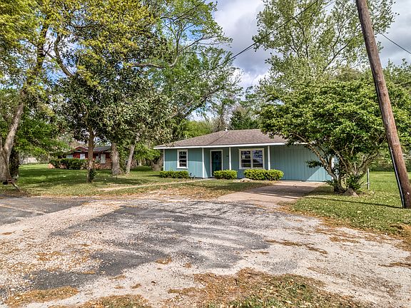 3rd image of 6102 Linton Ln