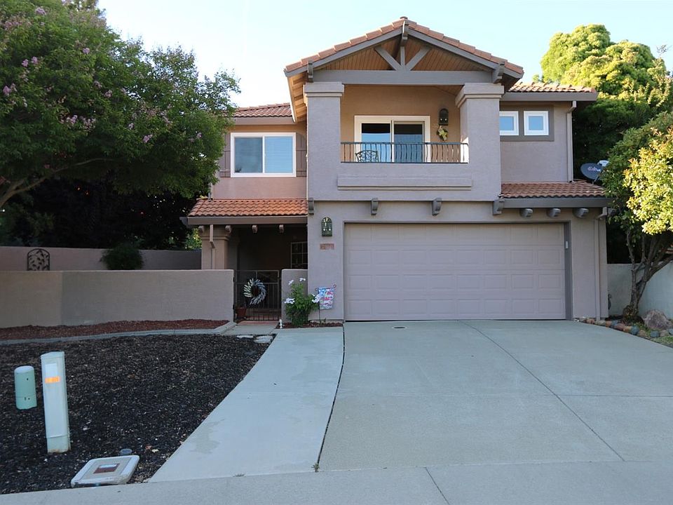 1st image of 2619 Catalina Ct
