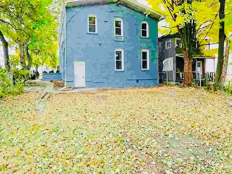 807 3rd Ave — Photo 16