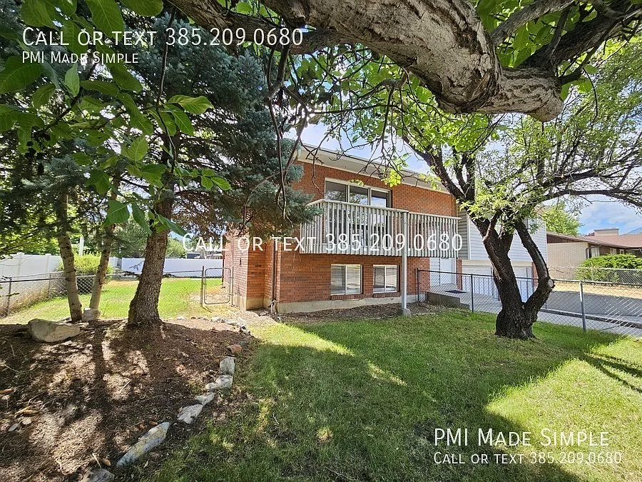$250 Discount! Big Fenced Yard | Pet Friendly — Photo 2