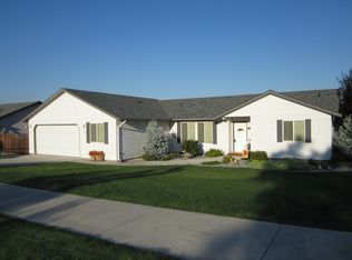 1527 Trisha Way, Wenatchee, WA 98801