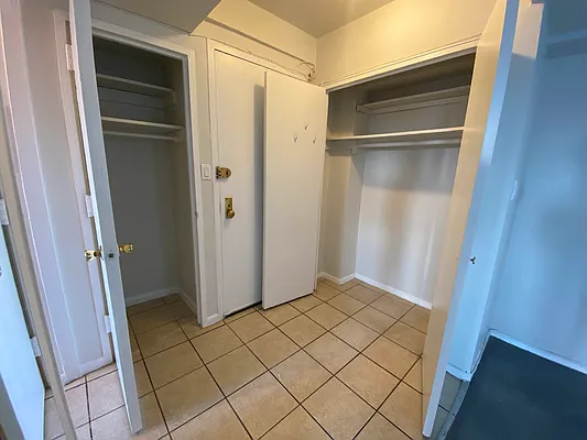 Rented by Queens Apartments Realty LLC | media 20