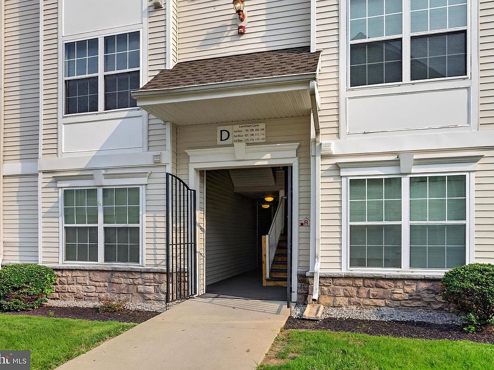 1st image of 115 Lionheart Ln