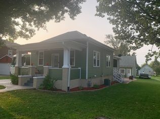 532 9th St, La Salle, IL 61301