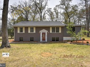 2 Musket Ln, Mount Laurel, NJ 08054