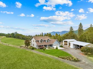 12838 Ramsey Rd, Gold Hill, OR 97525