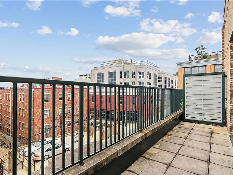 1701 Kalorama Rd NW #403 — Photo 4