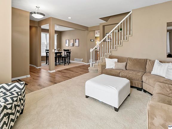 4th image of 6008 N 145th St