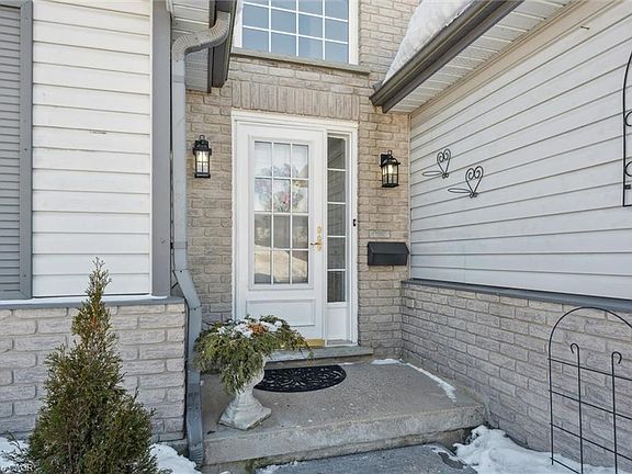 4th image of 663 Heathcliffe Pl