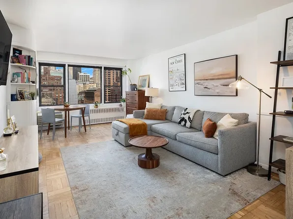 245 East 24th Street image 1 of 6