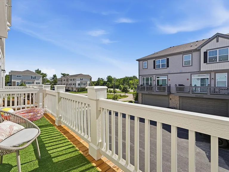 30W023 Brayman Ct — Photo 30