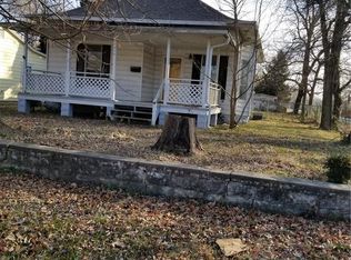 1039 S Arkansas St, Rogers, AR 72756