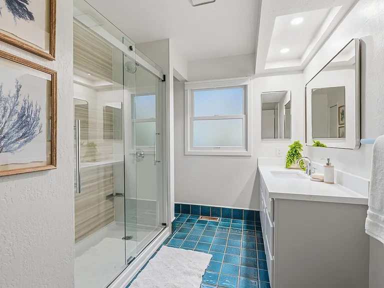 290 Leland Ave — Photo 12