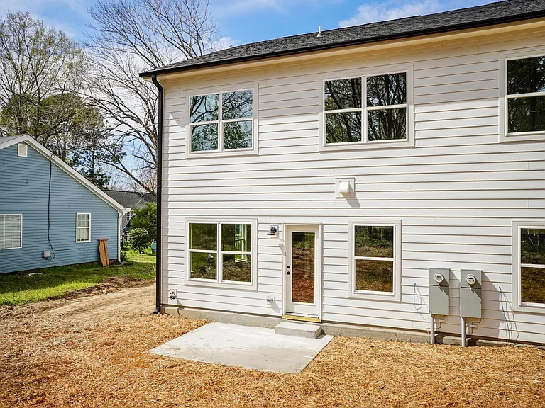 816 N Taylor St — Photo 31