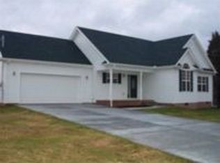 125 Saddle Creek Cir, Dickson, TN 37055