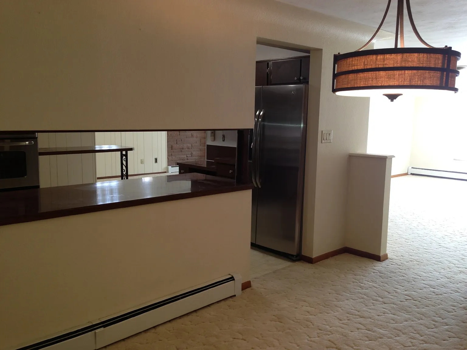 3 bed, 2.0 bath, 1819 sqft, $2,800 — Photo 3