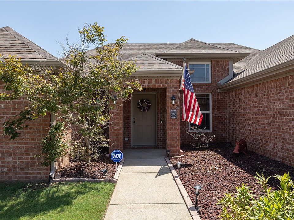 1st image of 330 Beasley Dr