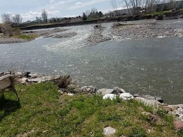 27901 Norris Rd Trailer 54, Bozeman, MT 59718