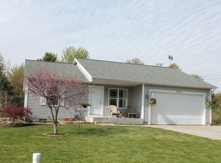2254 Cessna Dr, Twin Lake, MI 49457