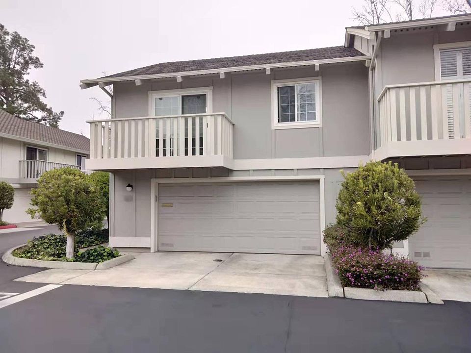2nd image of 0 Northbrook Sq