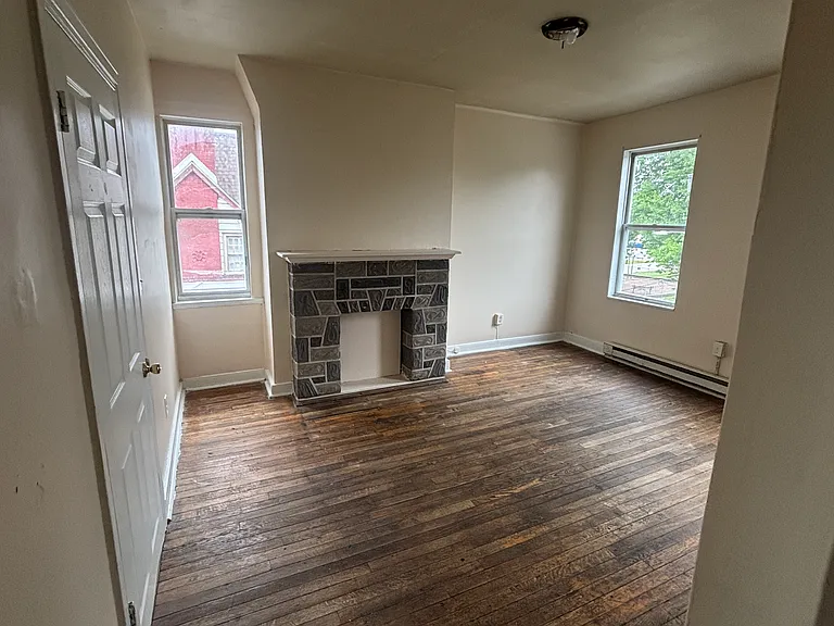 244 S Duke St #3 — Photo 3