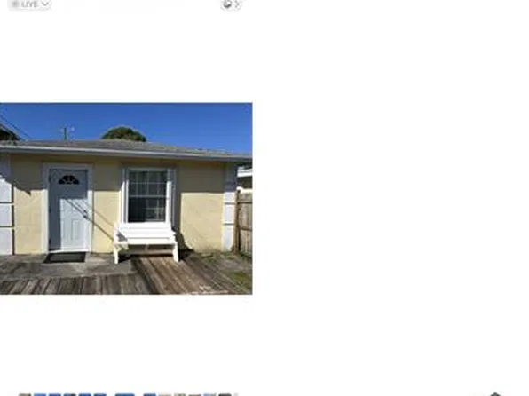 391 W 30th St, Riviera Beach, FL 33404