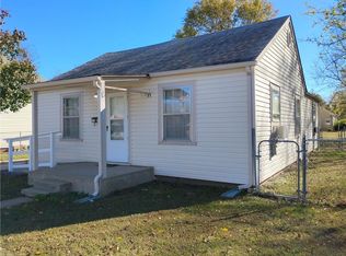 1511 W 5th St, Coffeyville, KS 67337